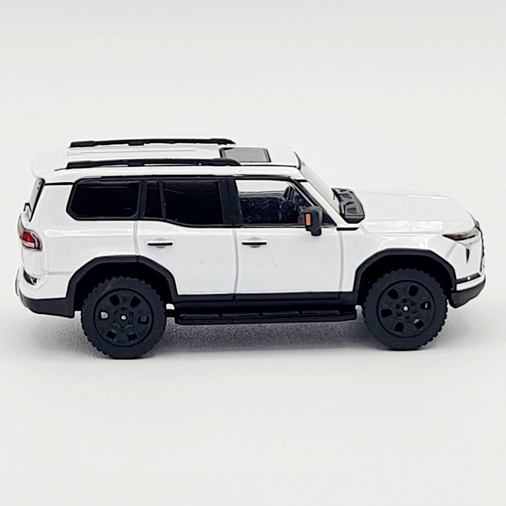 GCD Lexus GX550 - 1:64 scale, White (2024 Release)